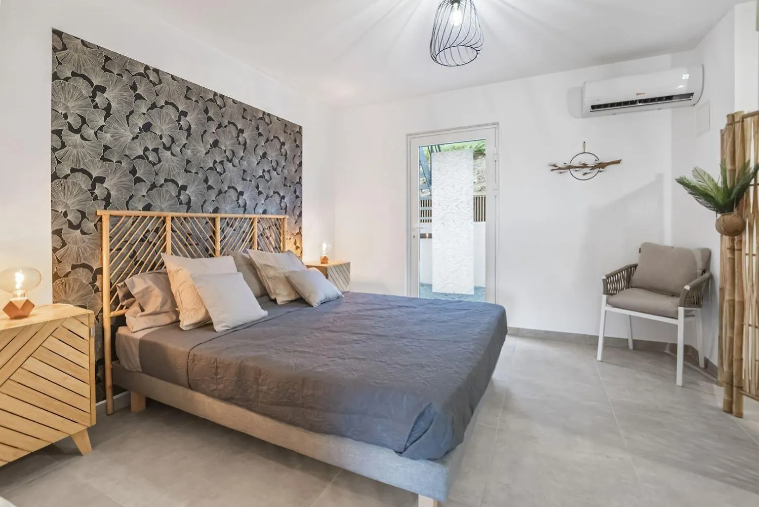 Nouveau Sur Les Hauts De La Baieorientale, Appart 4P Apartamento